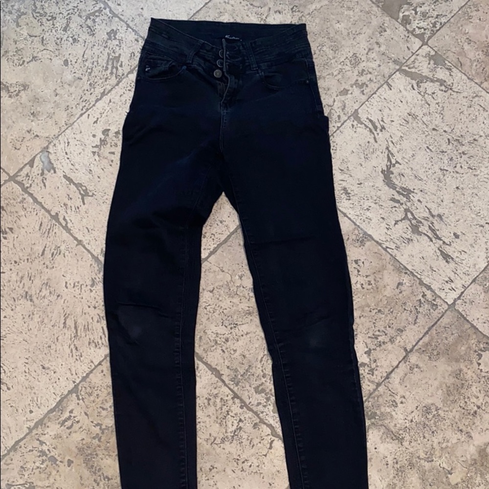 Black Jeans!